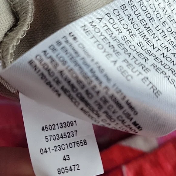 Chico's BRIGITTE SO SLIMMING FEATHER SKORT Sze 1 Medium 8 Red Pink Skirt - Picture 9 of 10